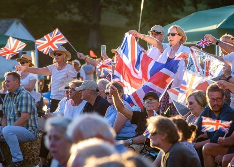 CLASSIC PROMS IN THE PARK