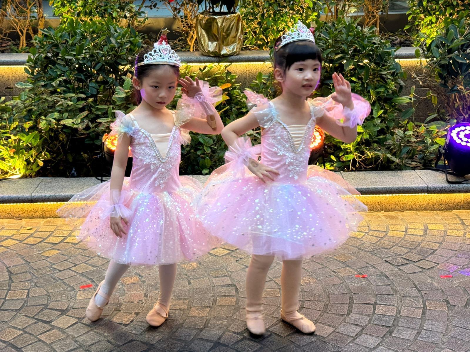 SDM 2024 Christmas Performance at Lee Tung Avenue