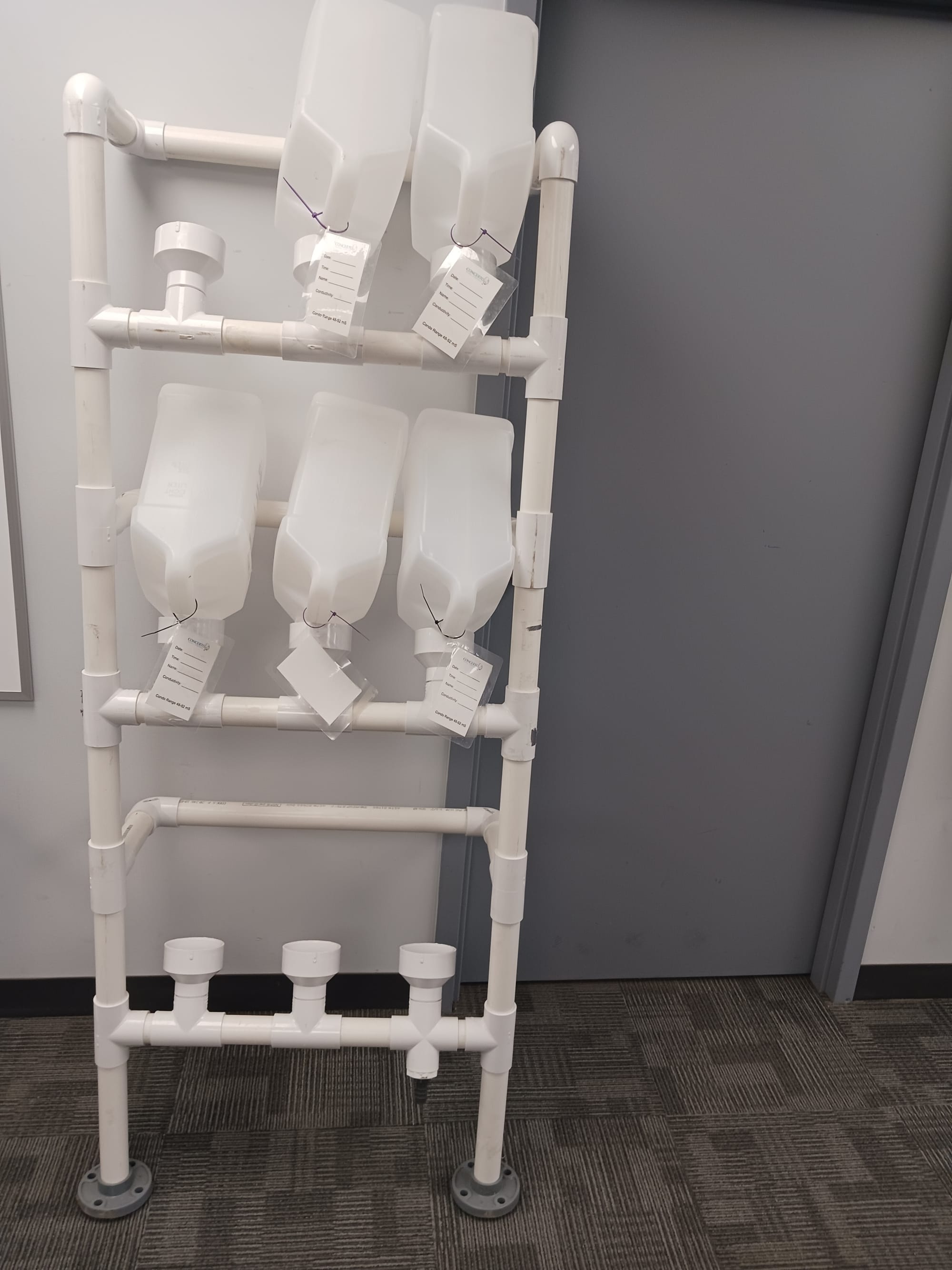 9 space Bicarb drying rack
