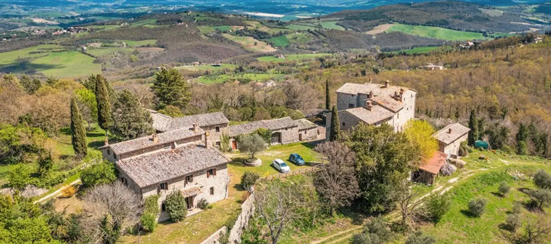 בית אוטטנטי בTodi Umbria 