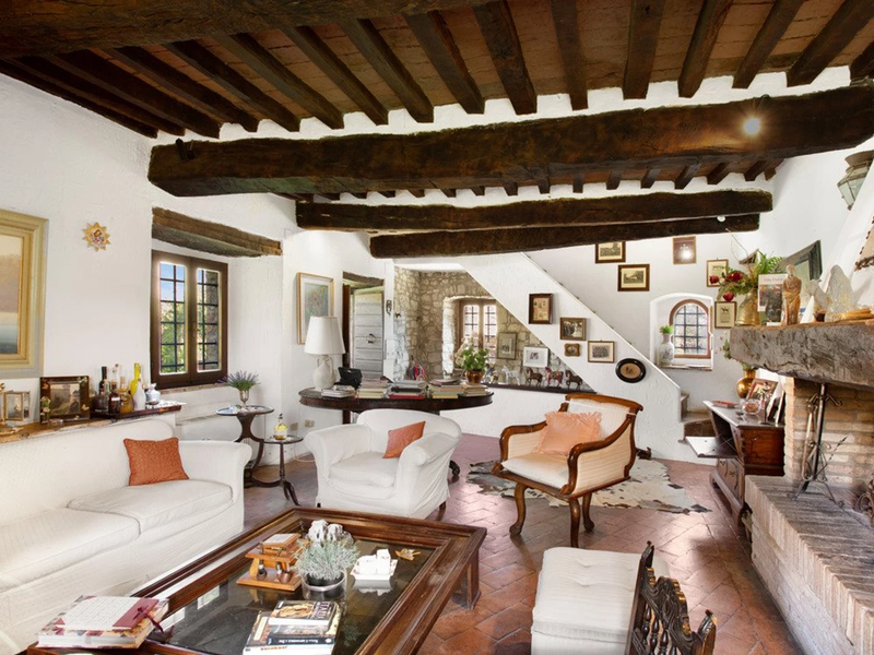 בית אוטטנטי בTodi Umbria 