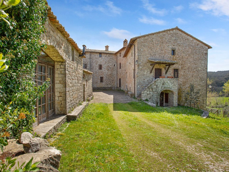 בית אוטטנטי בTodi Umbria 