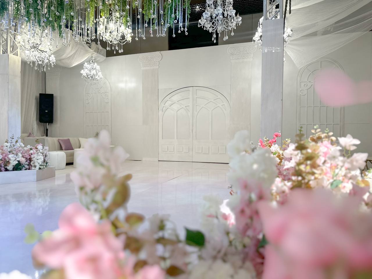 قاعة دبل ثري