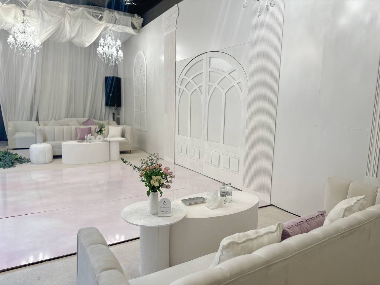 قاعة دبل ثري