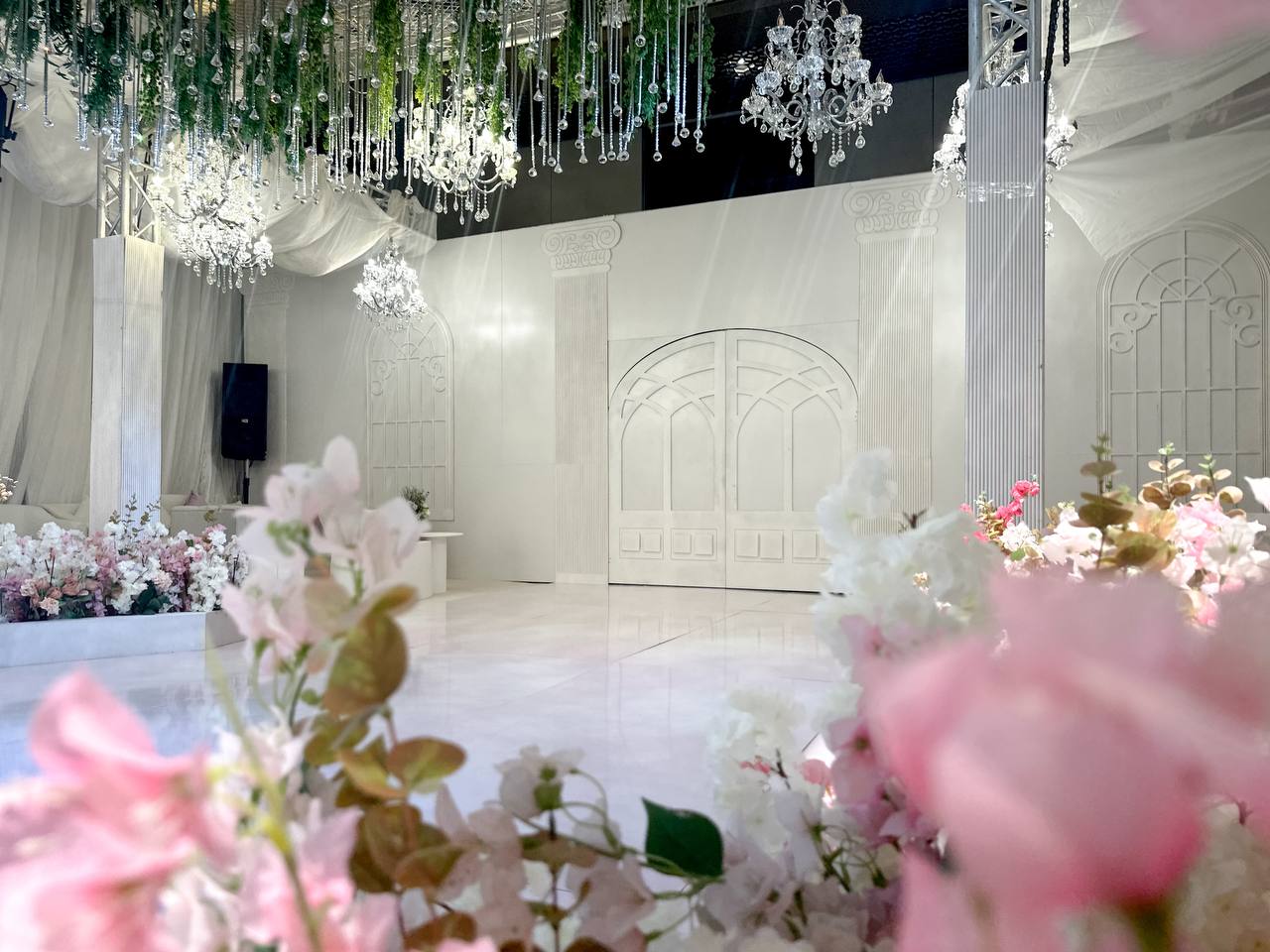 قاعة دبل ثري