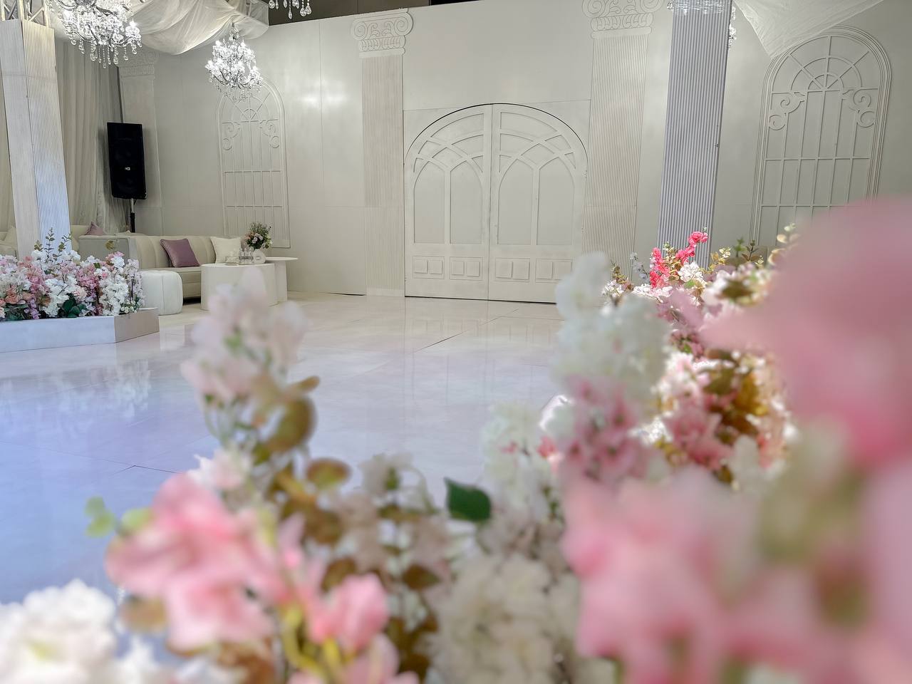 قاعة دبل ثري