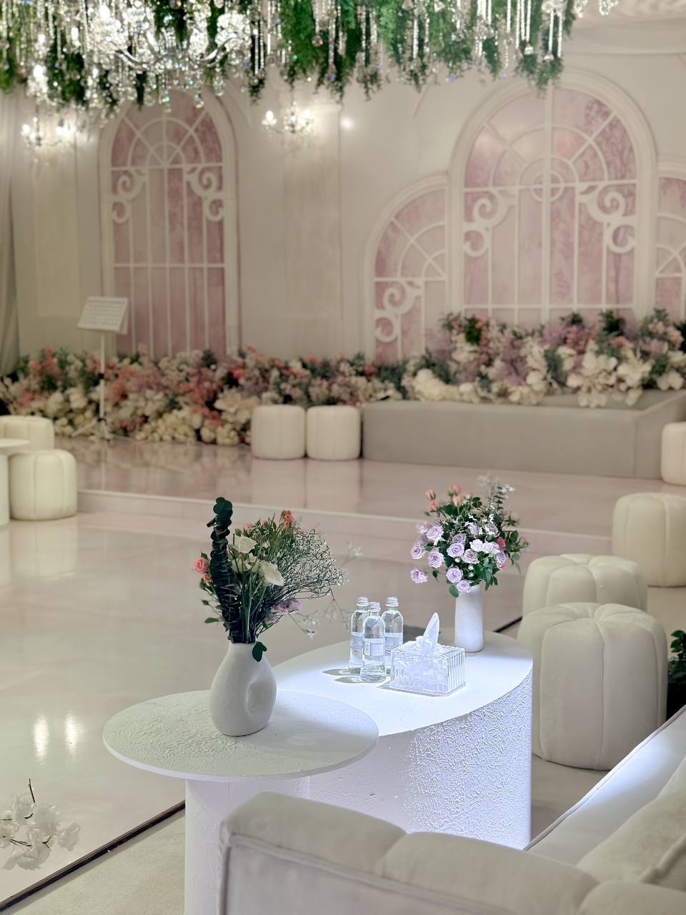 قاعة دبل ثري