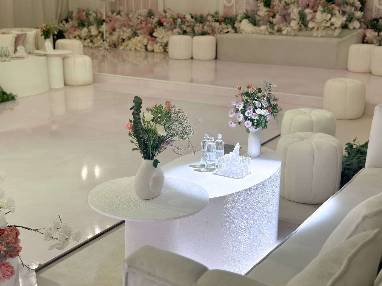 قاعة دبل ثري