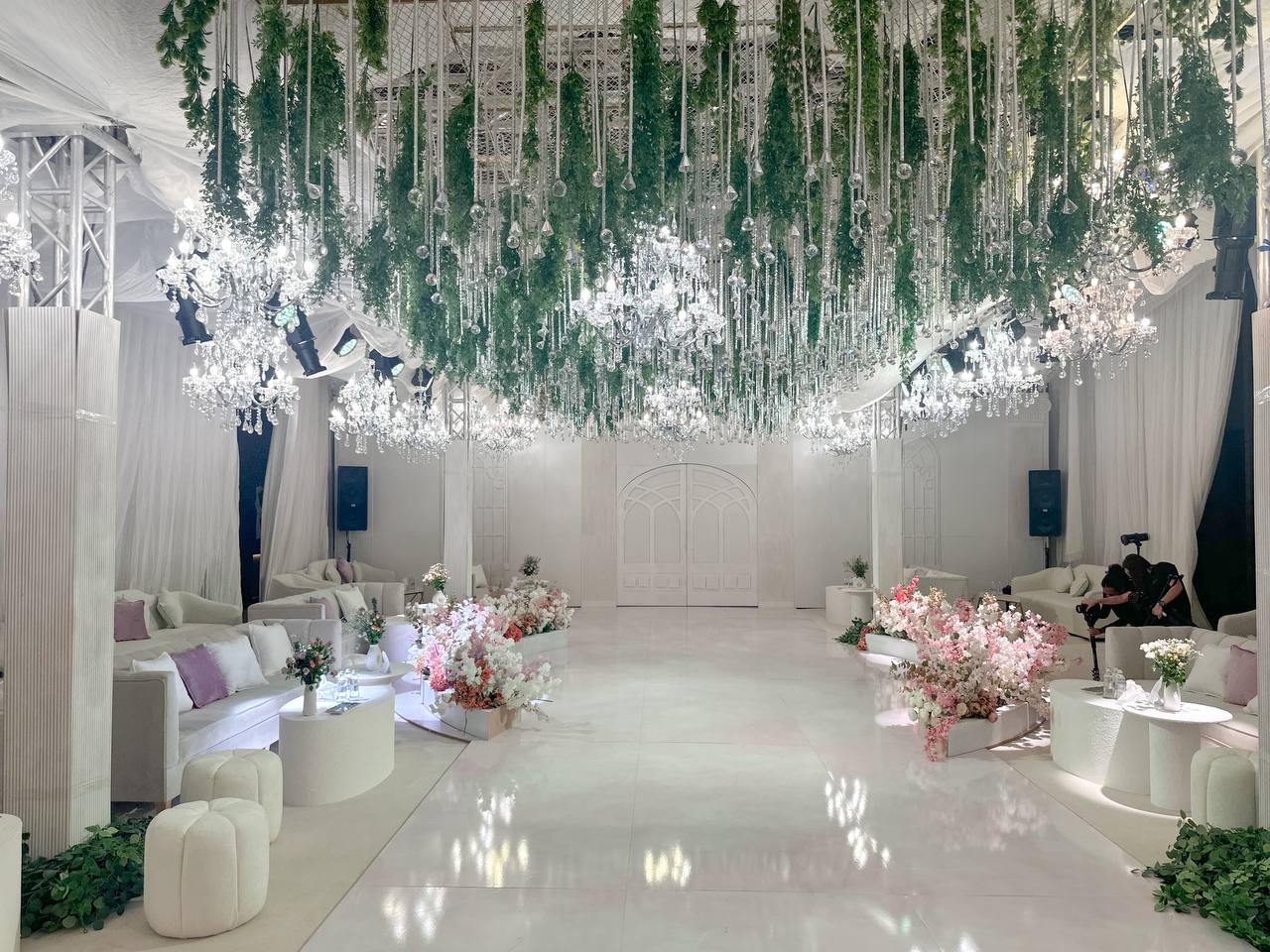 قاعة دبل ثري