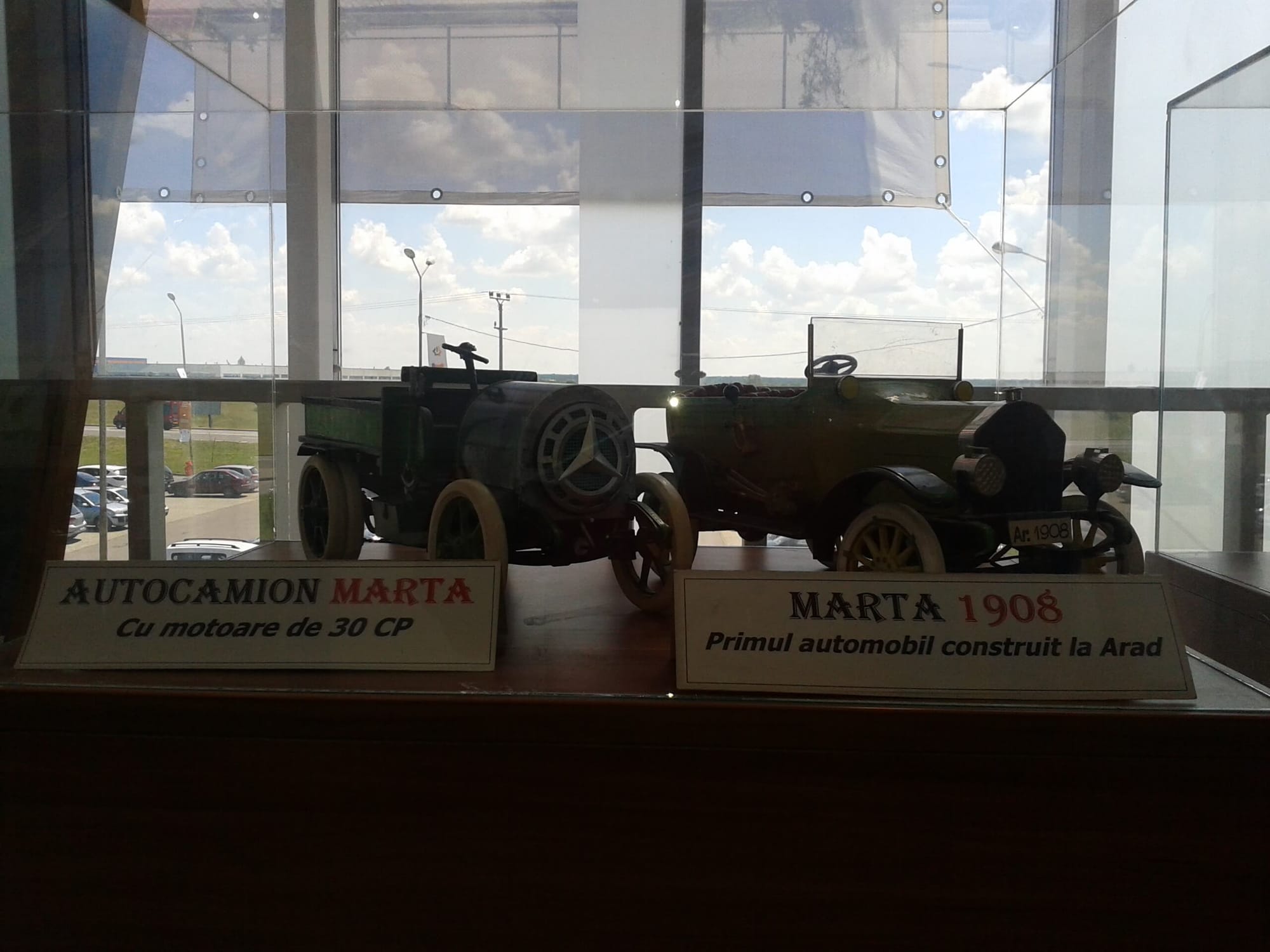 Primul automobil construit la Arad; Marta model 1908 și autocamion Marta