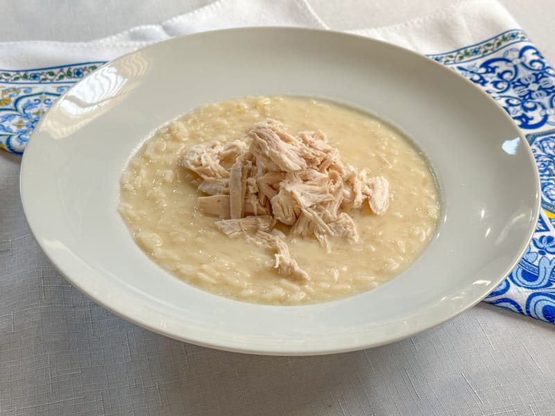 TRADITIONAL EGG LEMON SOUP - Avgolemono
