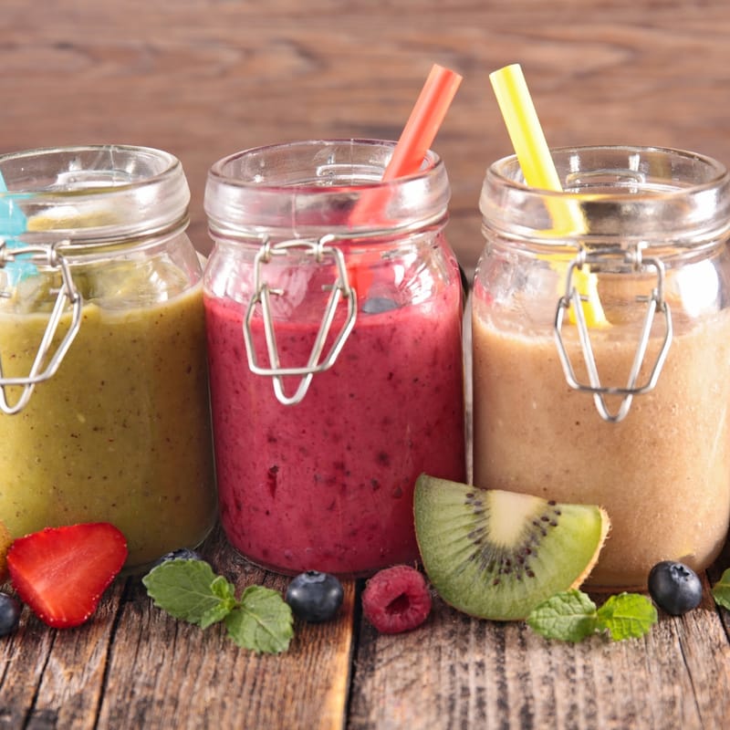 Kickstart Your Summer with the Ultimate Smoothie Challenge!