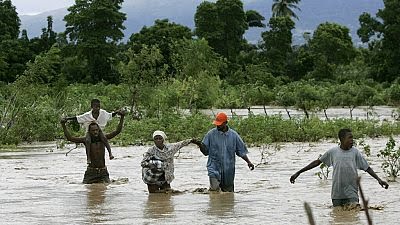 Ghana's Akosombo Dam Overflow Forces Thousands to Flee.