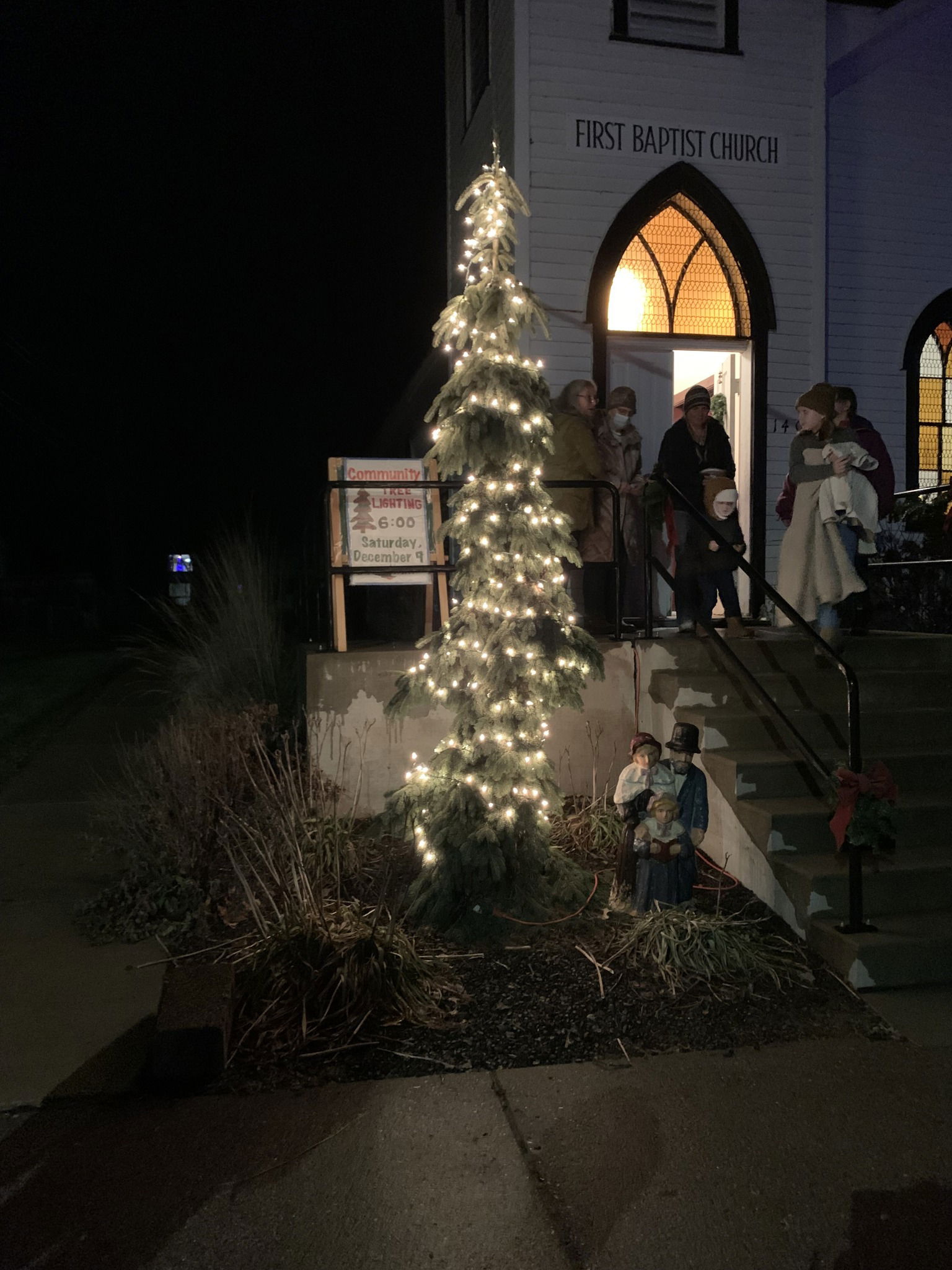 MCHA Tree Lighting and Caroling Event 2023