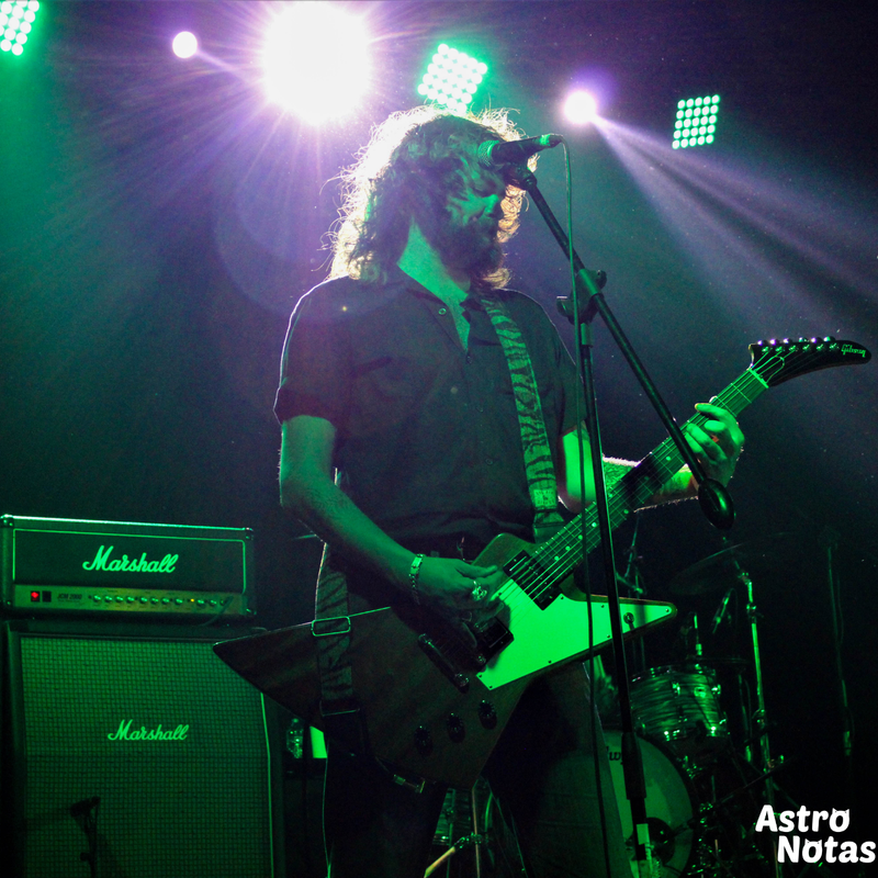 Amyl and the Sniffers