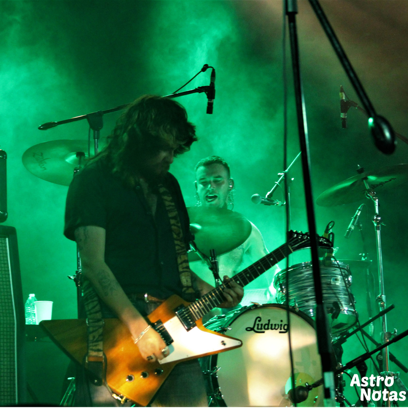 Amyl and the Sniffers