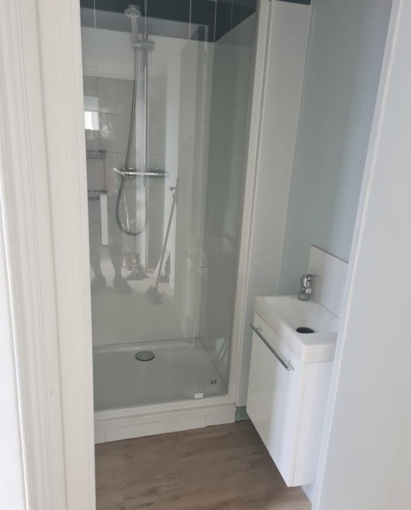 Salle de bain clé en main