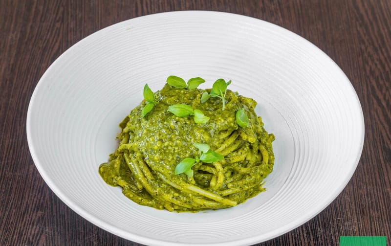 Spaghetti al pesto