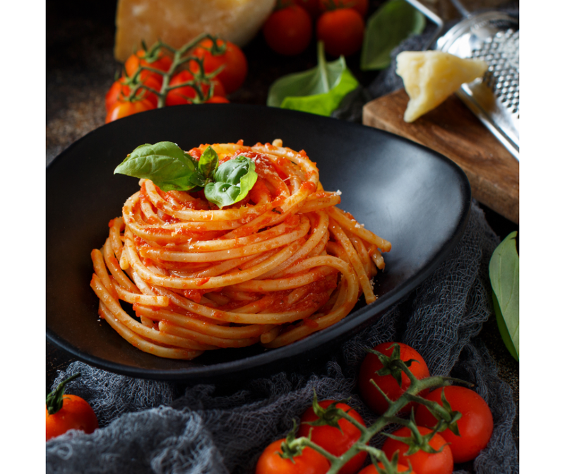 spaghetto pomodoro fresco e basilico