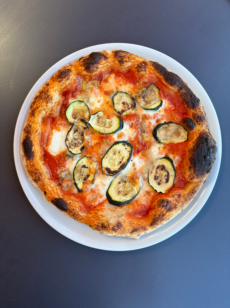 Pizza zucchine e gorgonzola