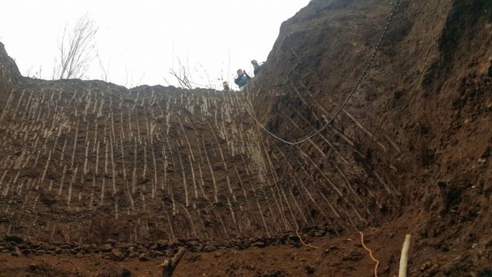 Elazığ’da Definecilere Jandarma’dan Suçüstü Baskın