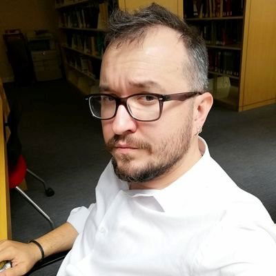 Bu Ayın Kim Kimdir Köşesinin Misafiri: Dr. C. Cengiz Çevik