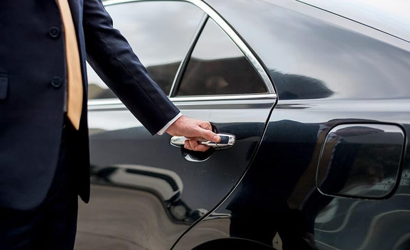 Les Avantages de prendre un taxi ou vtc pour vos transferts : Pourquoi Faire ce Choix ?