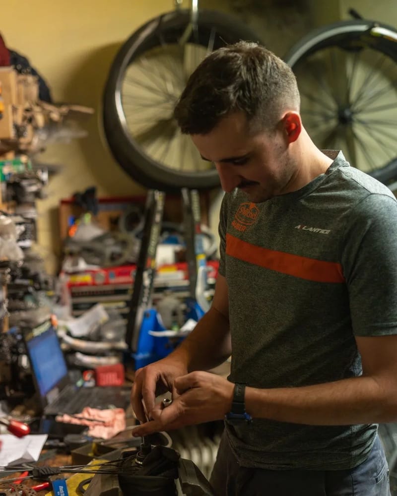 MONTAGE DE ROUES & RAYONNAGE