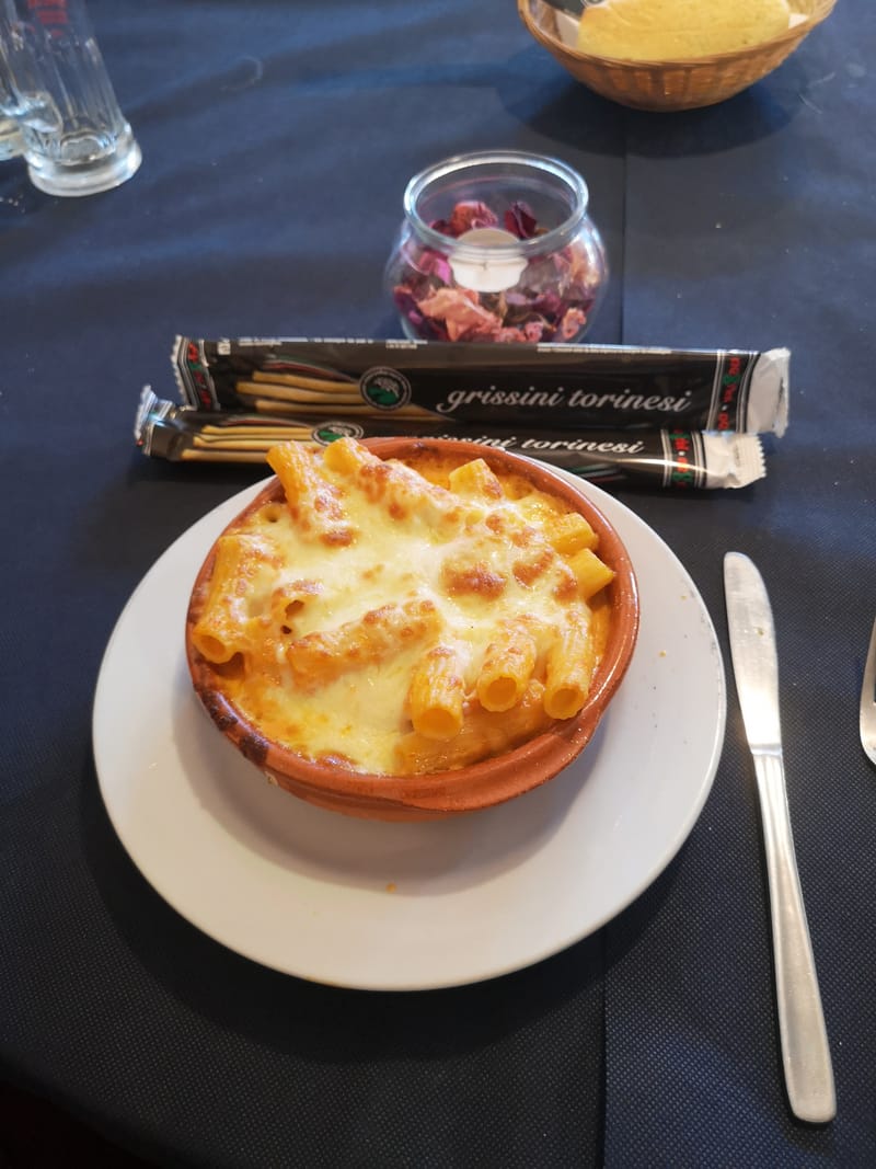 Maccheroni alla Lucía