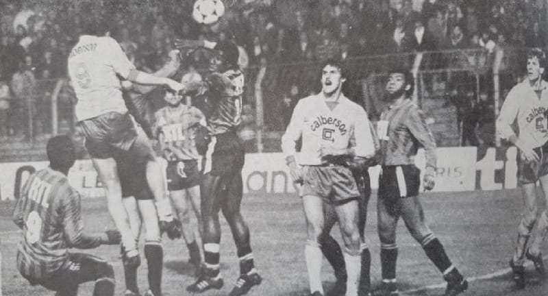 Lens - Stade Français (4-0)