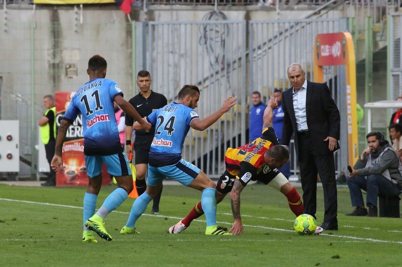 Lens - Tours (2-2)
