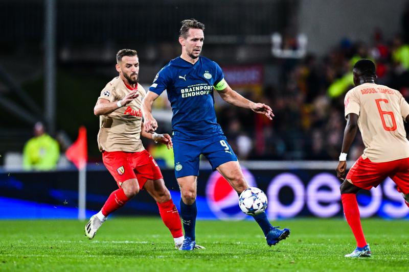 Lens - PSV Eindhoven (1-1)