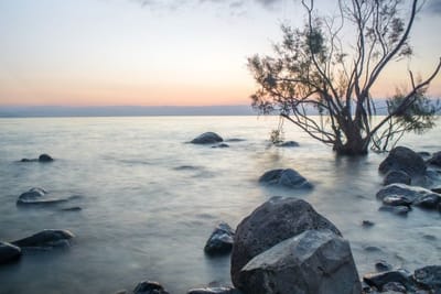 AF Nikkor 28mm f/2.8D