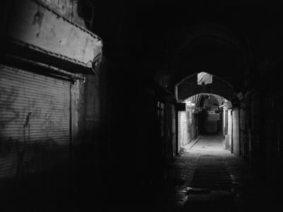 מתי נכון להשאיר קטעים חשוכים בתמונה