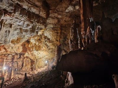 צילום מערות