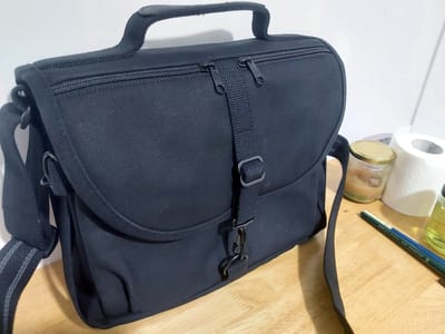 תיק צילום Domke F-803