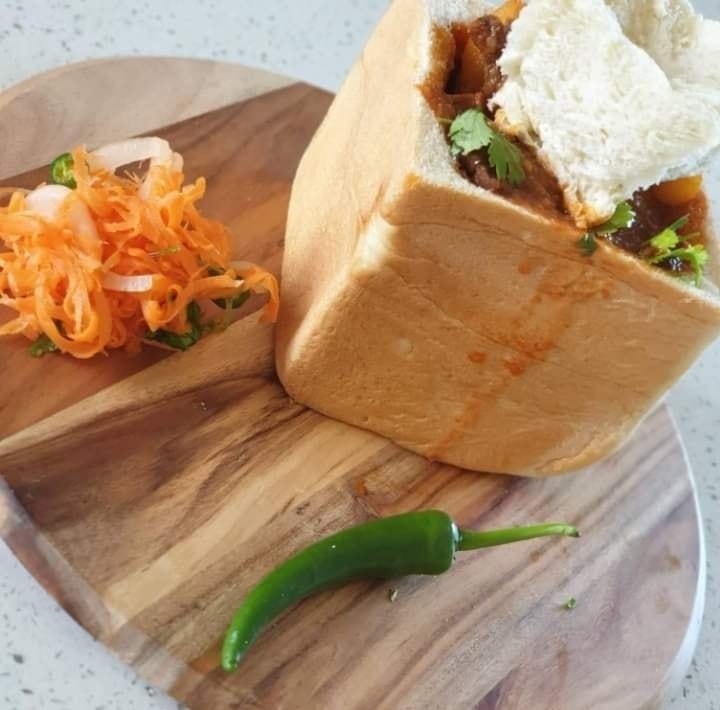 Half loaf bunny chow