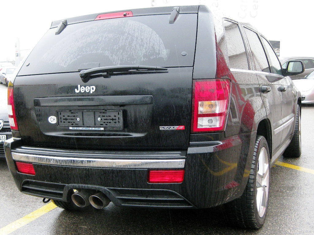 Jeep Cherokee 6.1 SRT - 2006