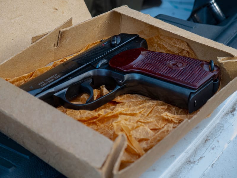 Lövészet (éles fegyver/airsoft)