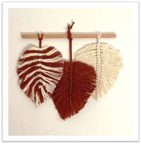 FEUILLES EN MACRAME