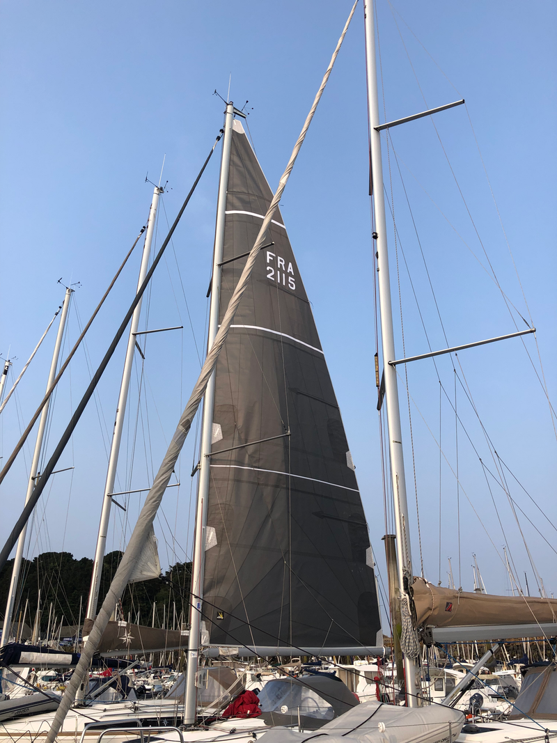 GRAND VOILE / COUPE TRIRADIALE