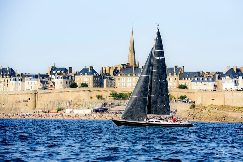 GRAND VOILE / COUPE TRIRADIALE