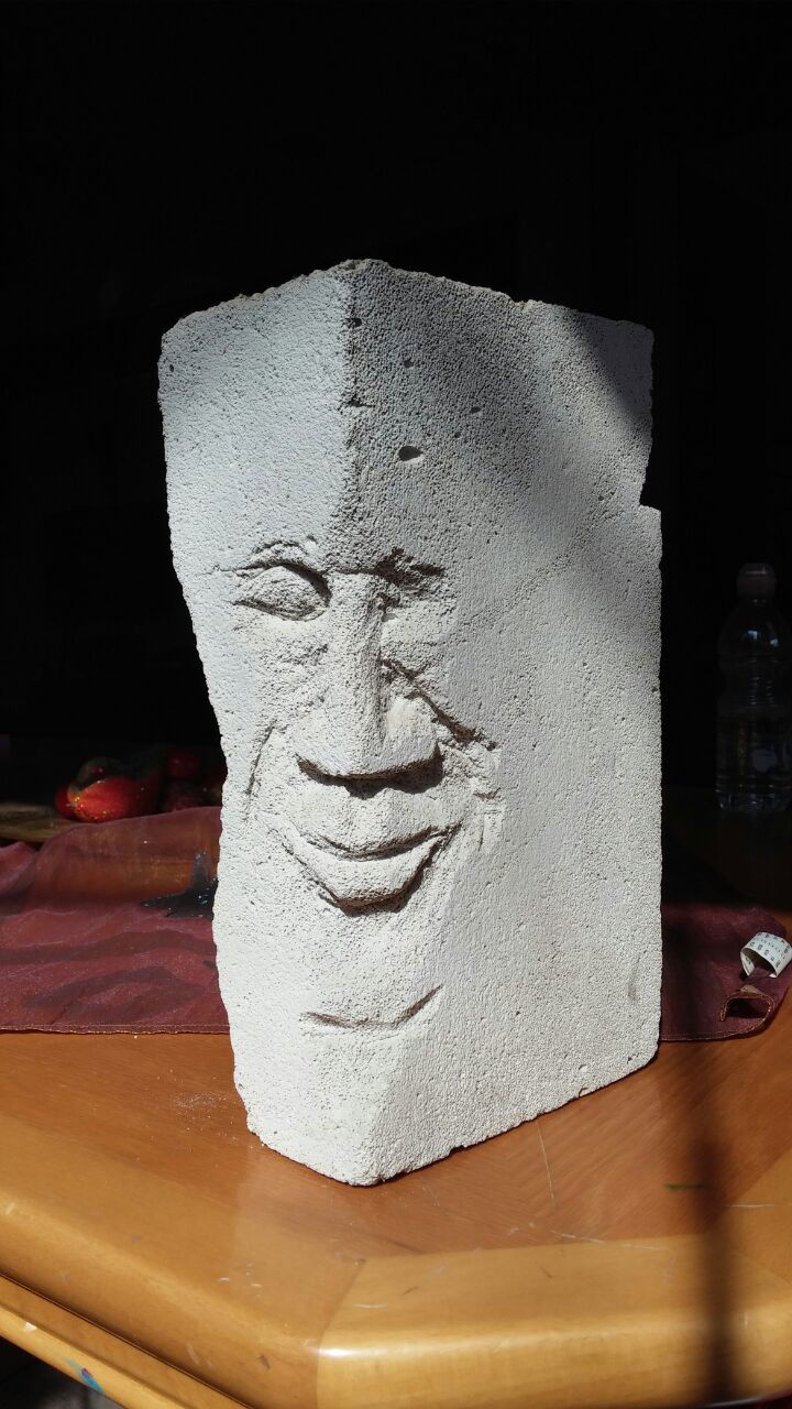 פיסול פורטרט בבלוק איטונג
