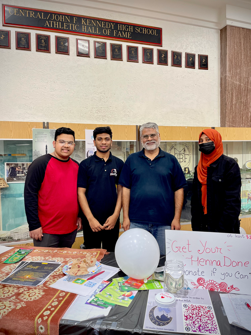 Henna & Dawah Table