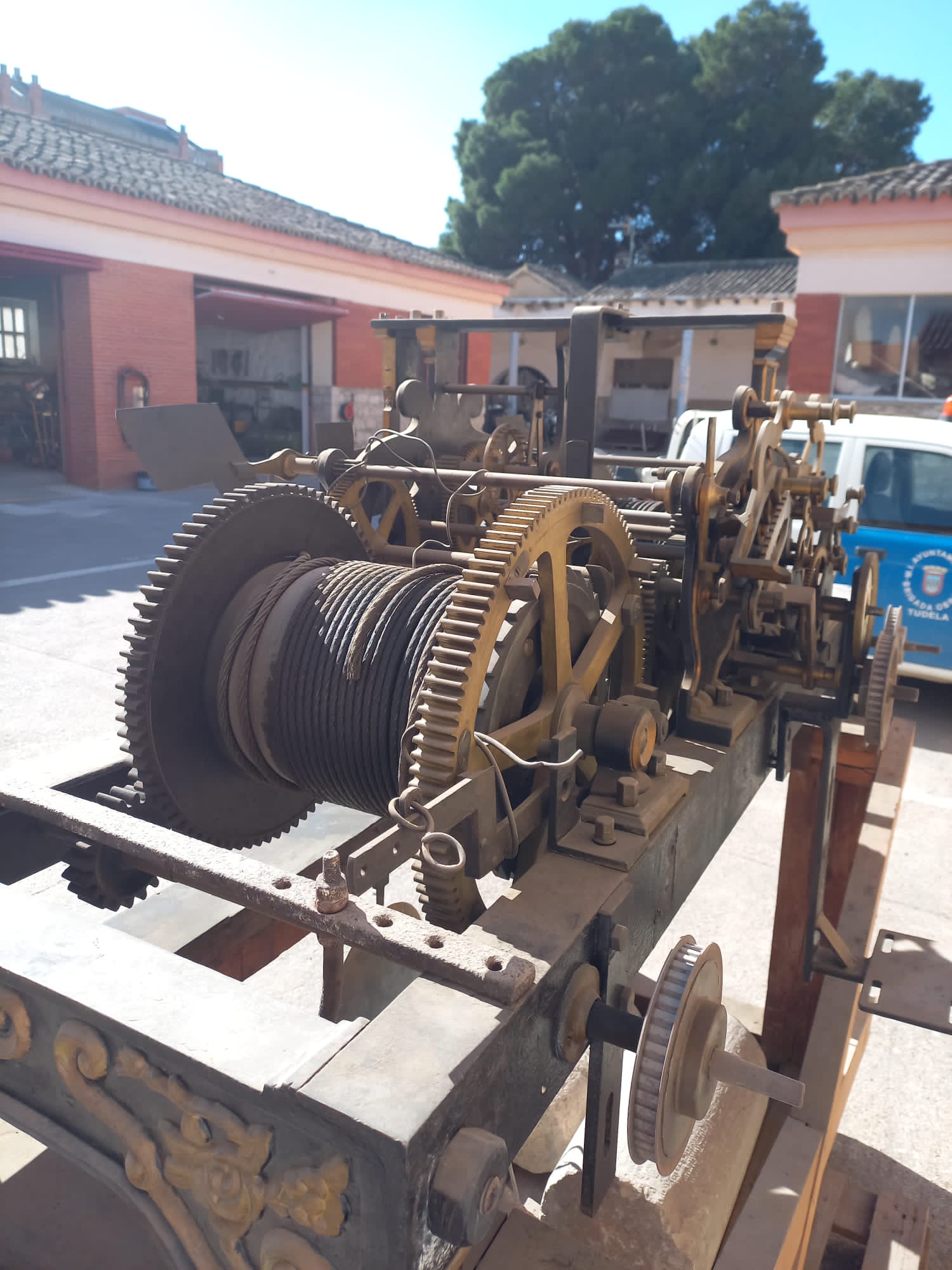 Antiguo reloj de torre de Tudela