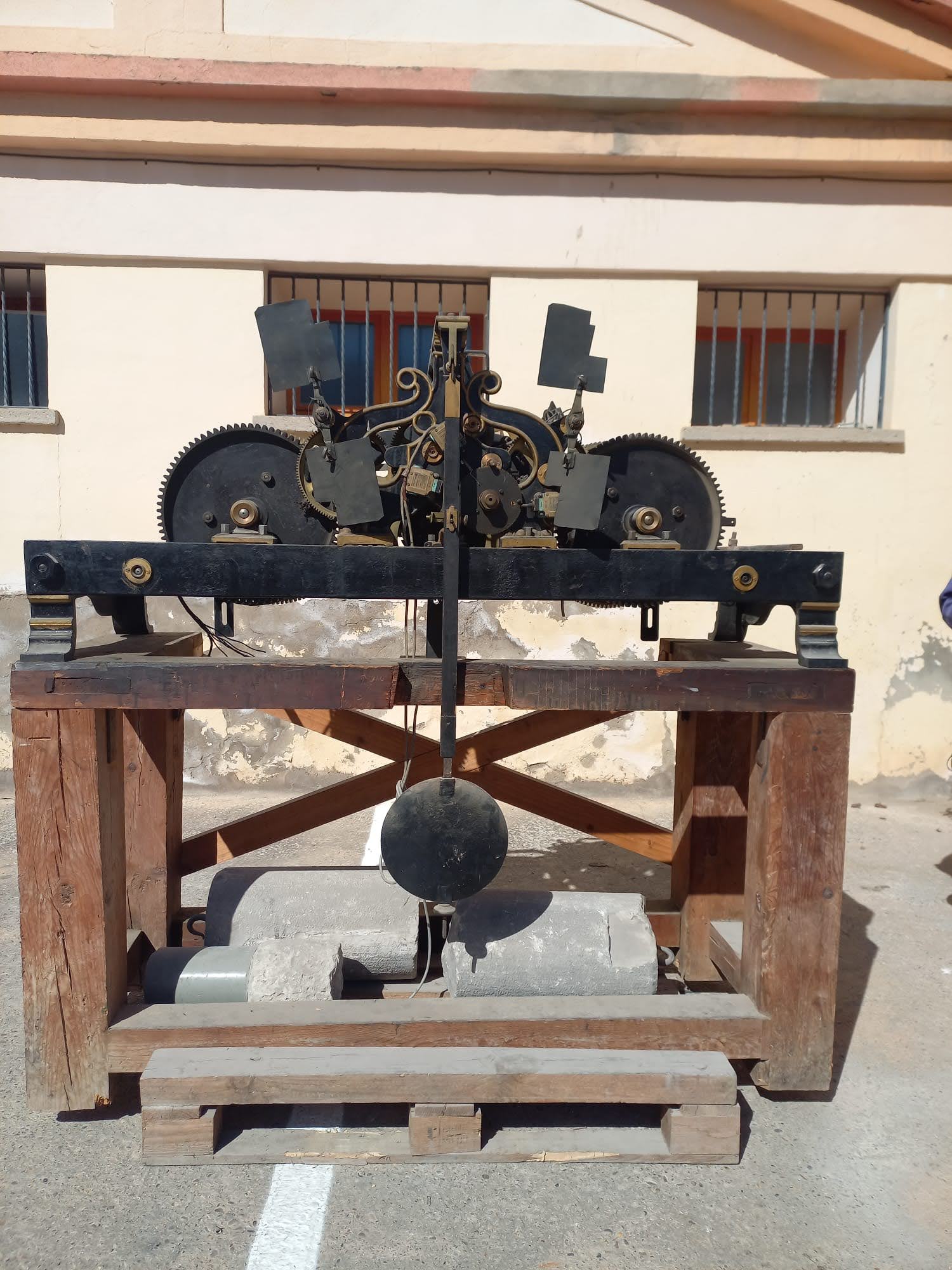 Antiguo reloj de torre de Tudela