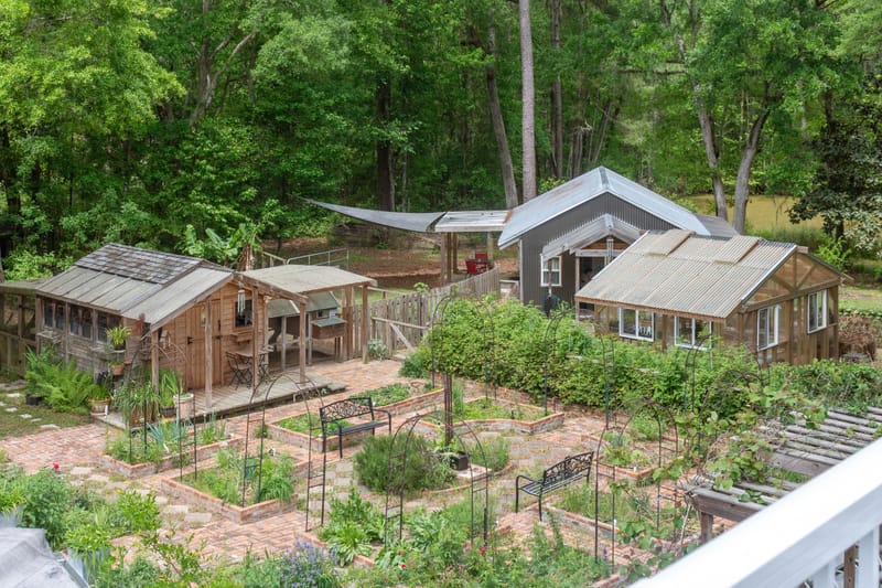 Garden and Mother-In-Law Suite