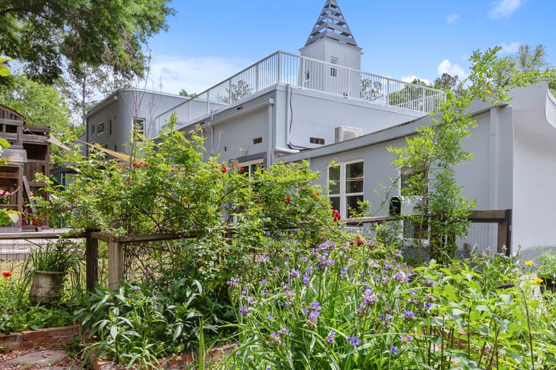 Garden and Mother-In-Law Suite