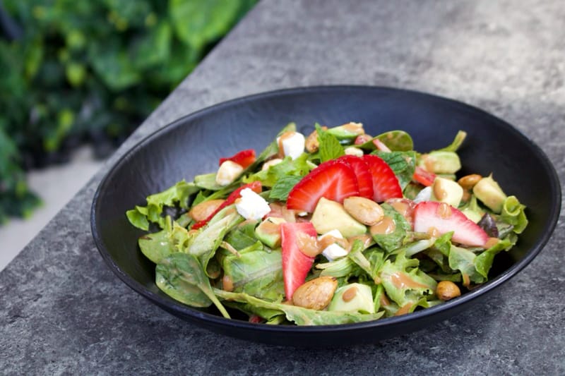 Spinach And Strawberry Salad