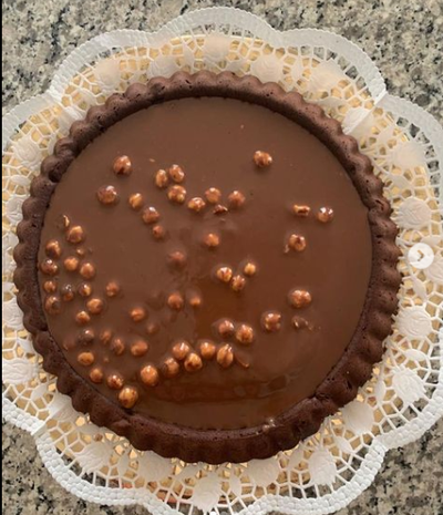 Torta al Cioccolato e Nocciole Intere